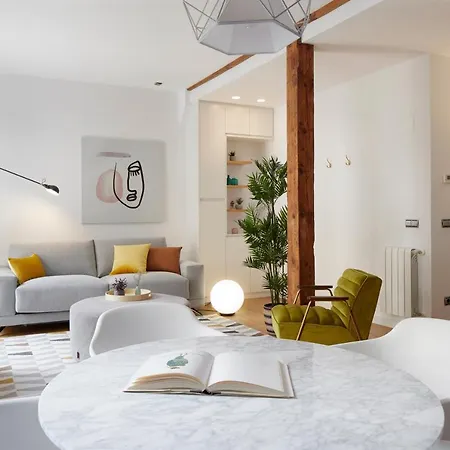 Salamanka By Feelfree * Сан-Себастьян